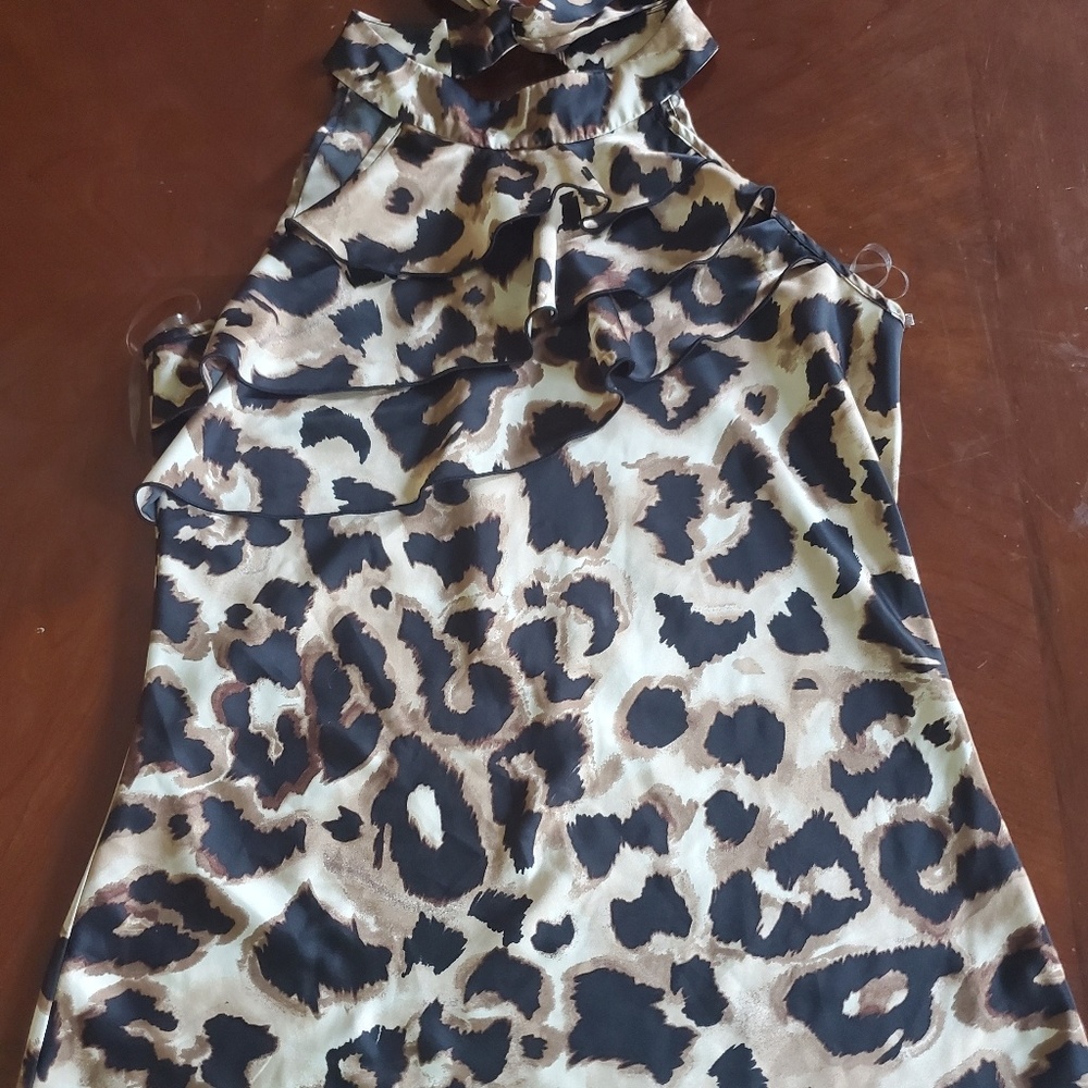 Cheetah printed dressy shirt